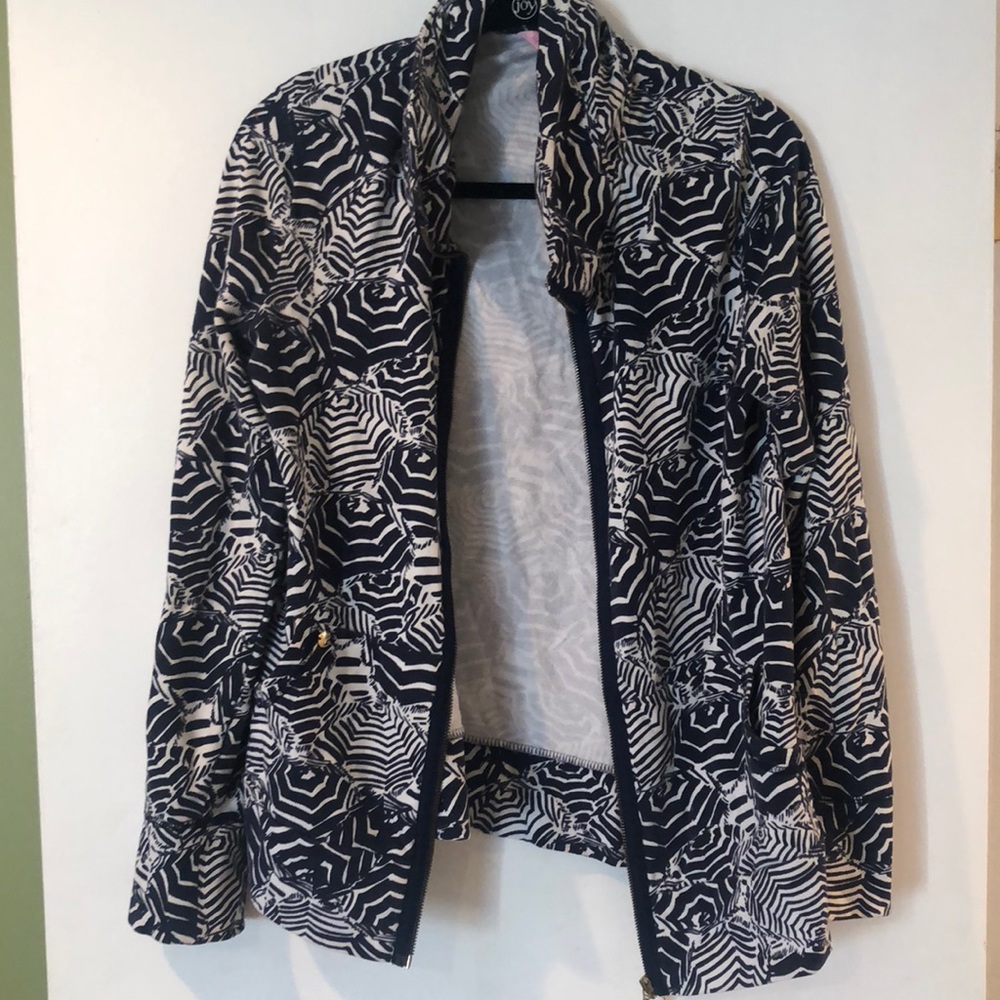 Lilly zip up